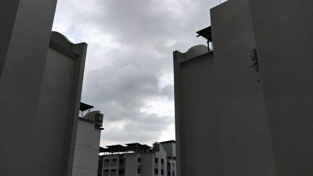 Troubles du voisinage : vos recours en tant que locataire